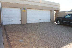 Driveway Paving - Vintage Sandstone