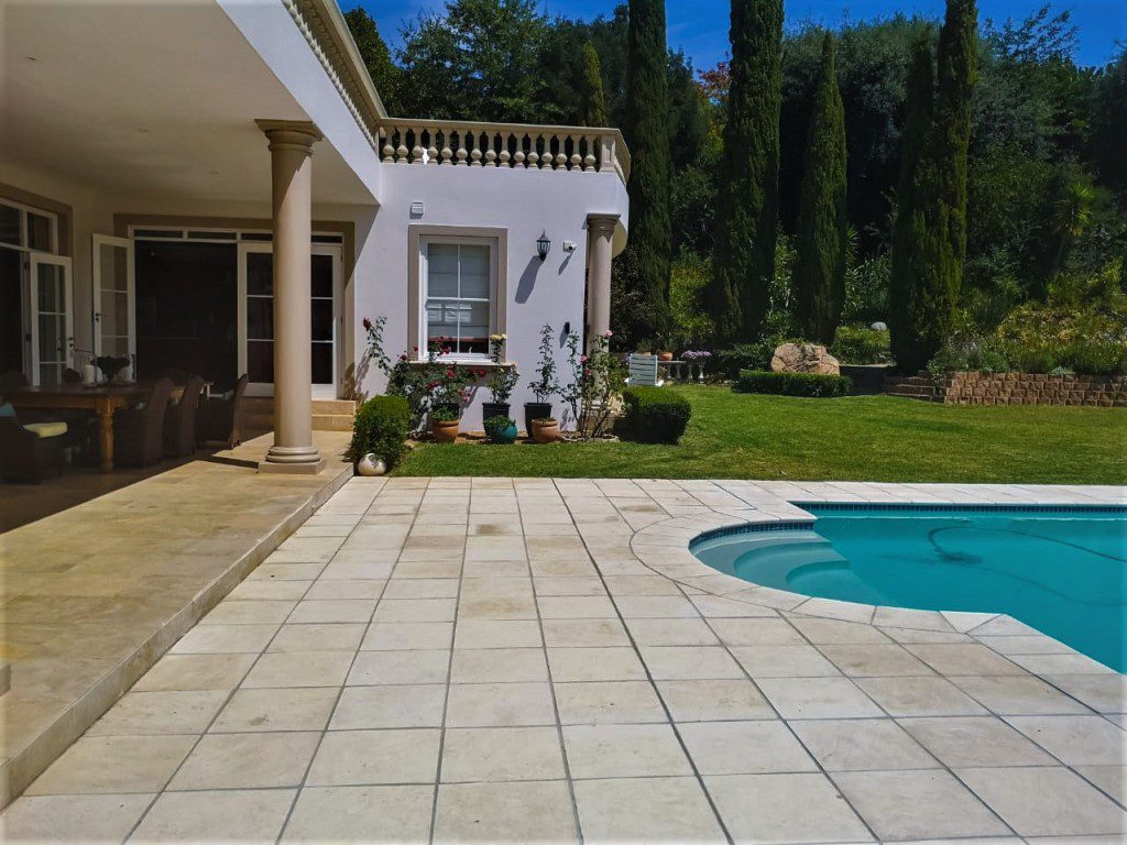 Pool Paving Beach Sandstone 440 x 440 Pool Surround